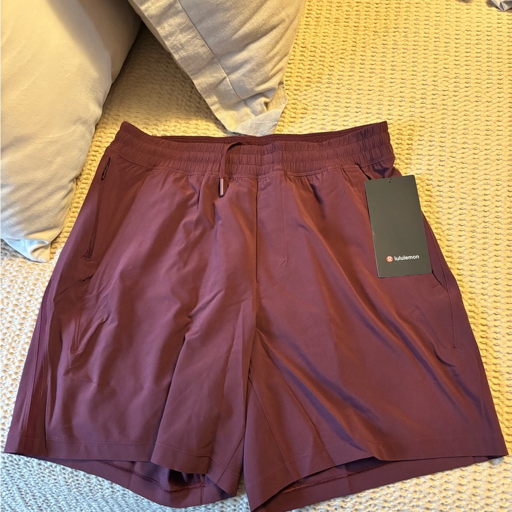 lululemon athletica Men's Burgundy Shorts NWT